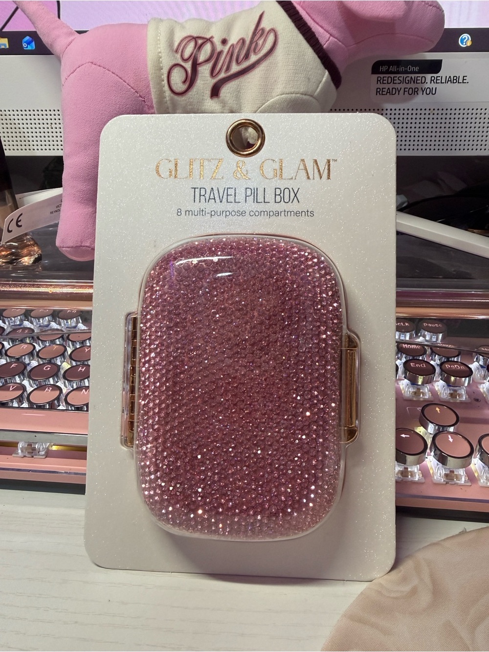 Glitz and glam Pink Rhinestone travel pill box  NEW 8 compartments